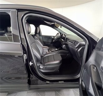 Used 2025 Ford Escape ST-Line w/ Tech Pack #1 image 6