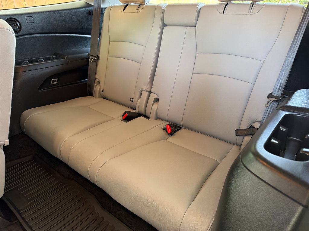 Used 2022 Honda Pilot Special Edition image 32
