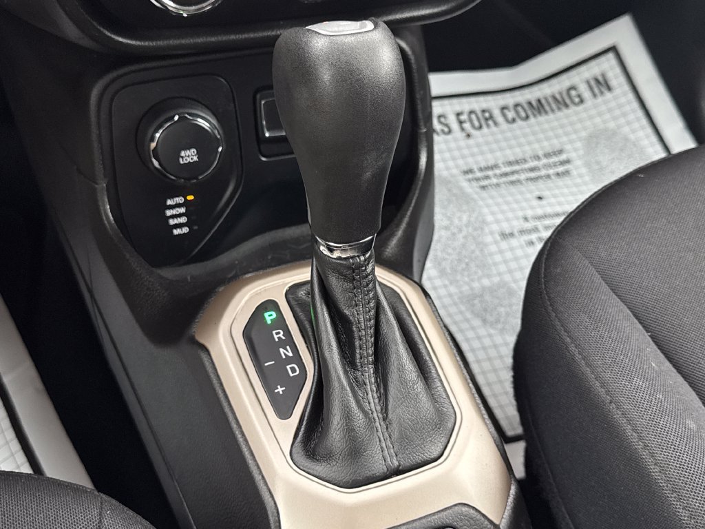 Used 2017 Jeep Renegade Sport w/ Power & Air Group AWD/4WD image 44