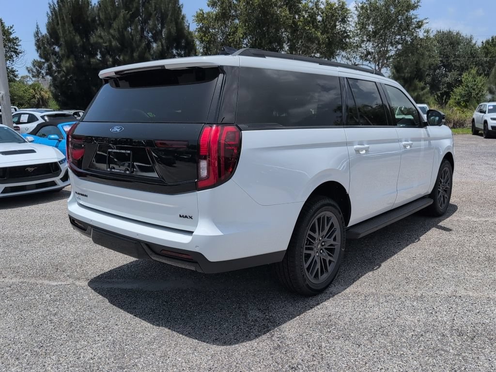 New 2026 Ford Expedition Max Platinum w/ Stealth Appearance Package AWD/4WD image 3