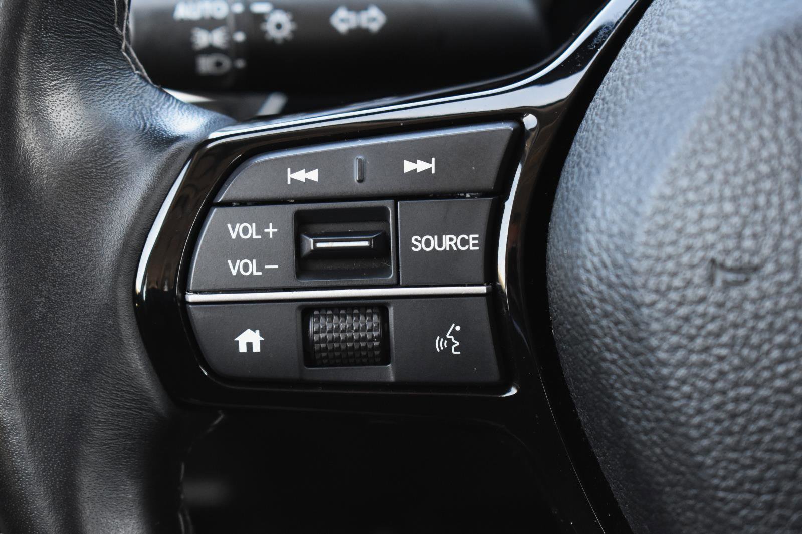 Used 2023 Honda Civic EX image 6