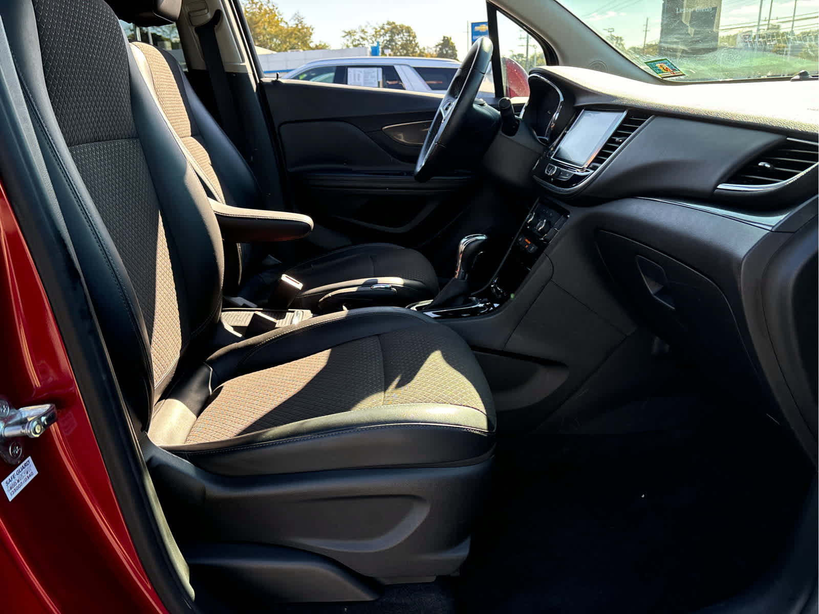 Certified 2018 Buick Encore Preferred AWD/4WD image 22