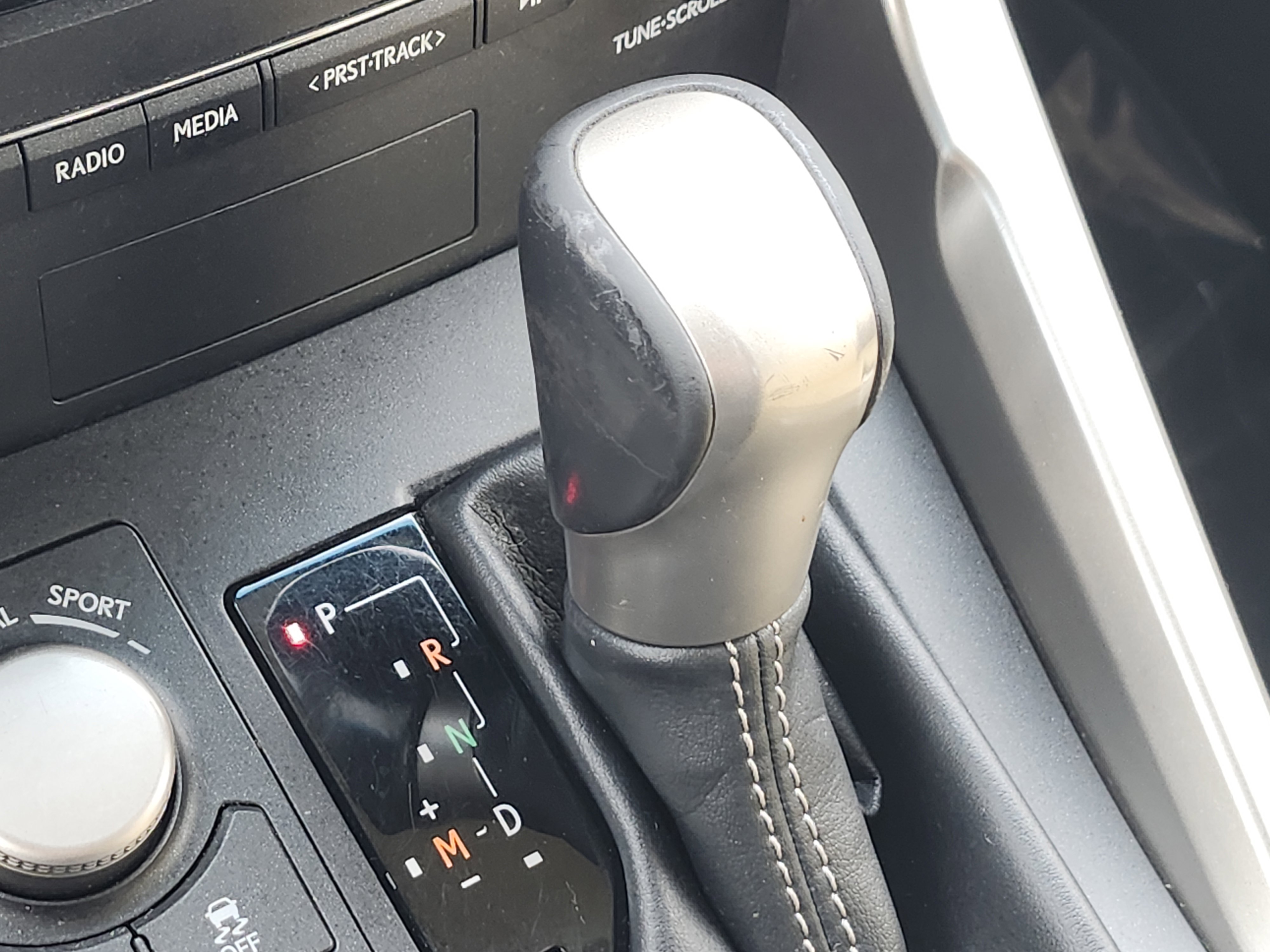 Used 2016 Lexus NX 200t FWD image 30