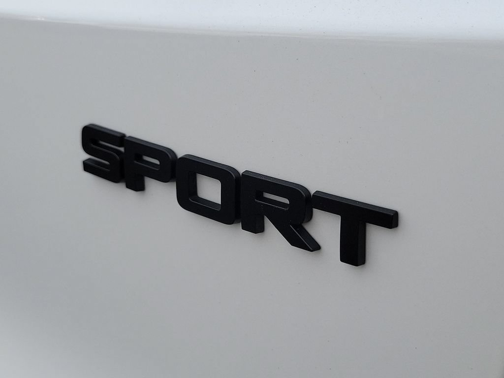 Certified 2025 Honda CR-V Sport image 9