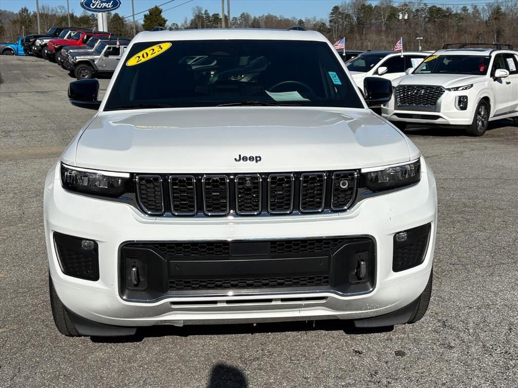 Used 2023 Jeep Grand Cherokee Overland w/ Adv Protech Group III image 2