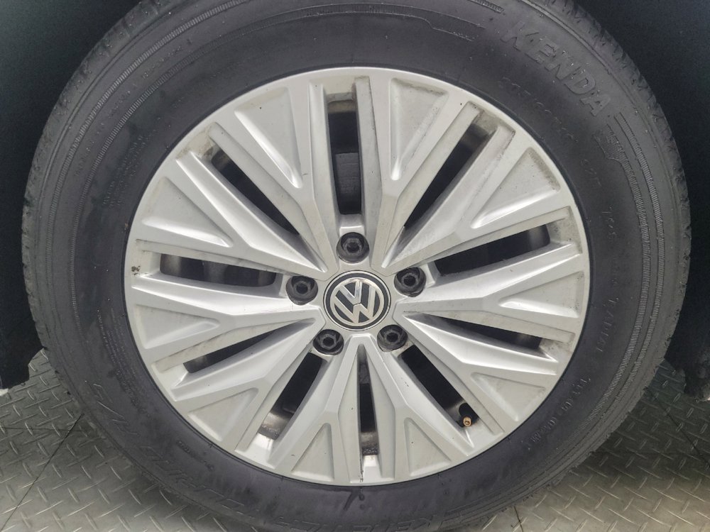 Used 2019 Volkswagen Jetta SE FWD image 31