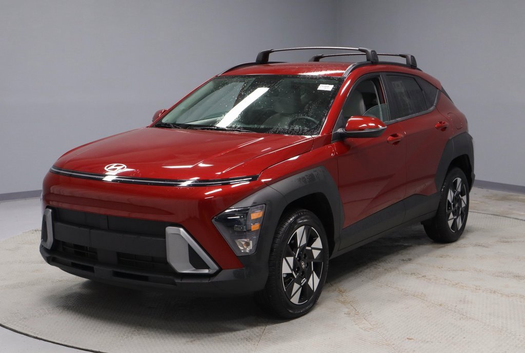 Certified 2025 Hyundai Kona SEL image 6