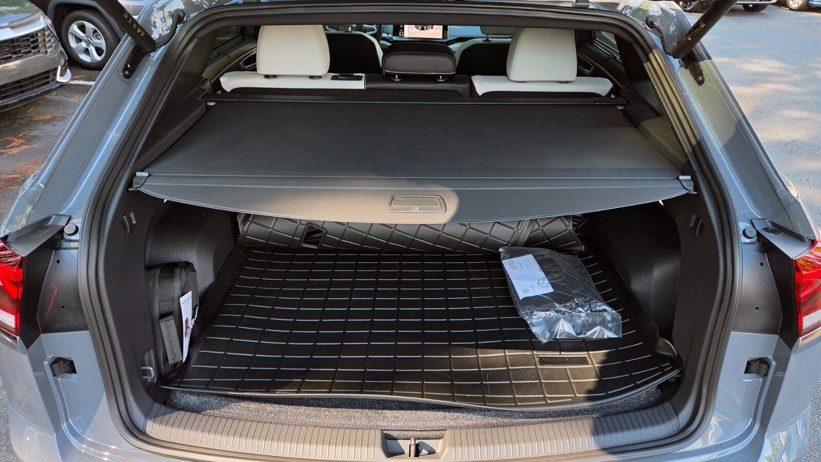 New 2026 Volkswagen Atlas Cross Sport SEL Premium R-Line AWD/4WD image 67