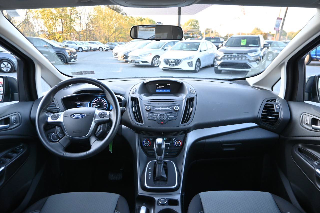 Used 2018 Ford C-MAX SE FWD image 2
