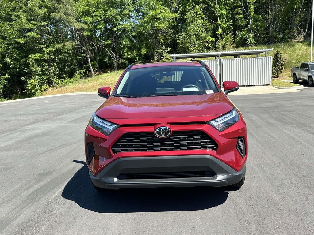Used 2025 Toyota RAV4 XLE w/ Convenience Package image 2
