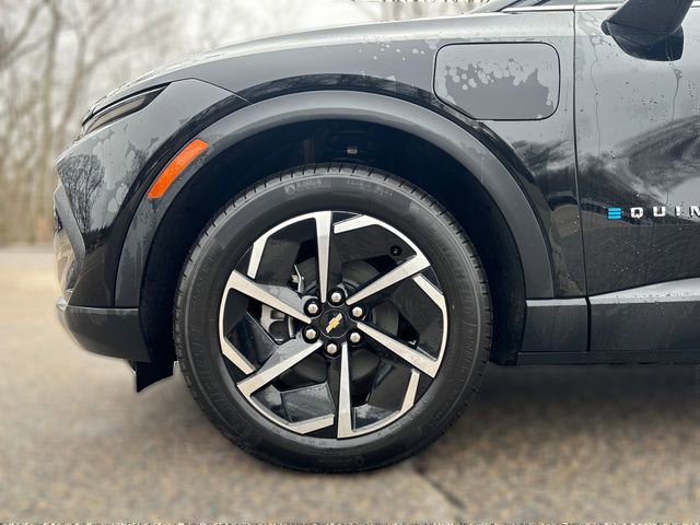 New 2026 Chevrolet Equinox EV LT AWD/4WD image 23