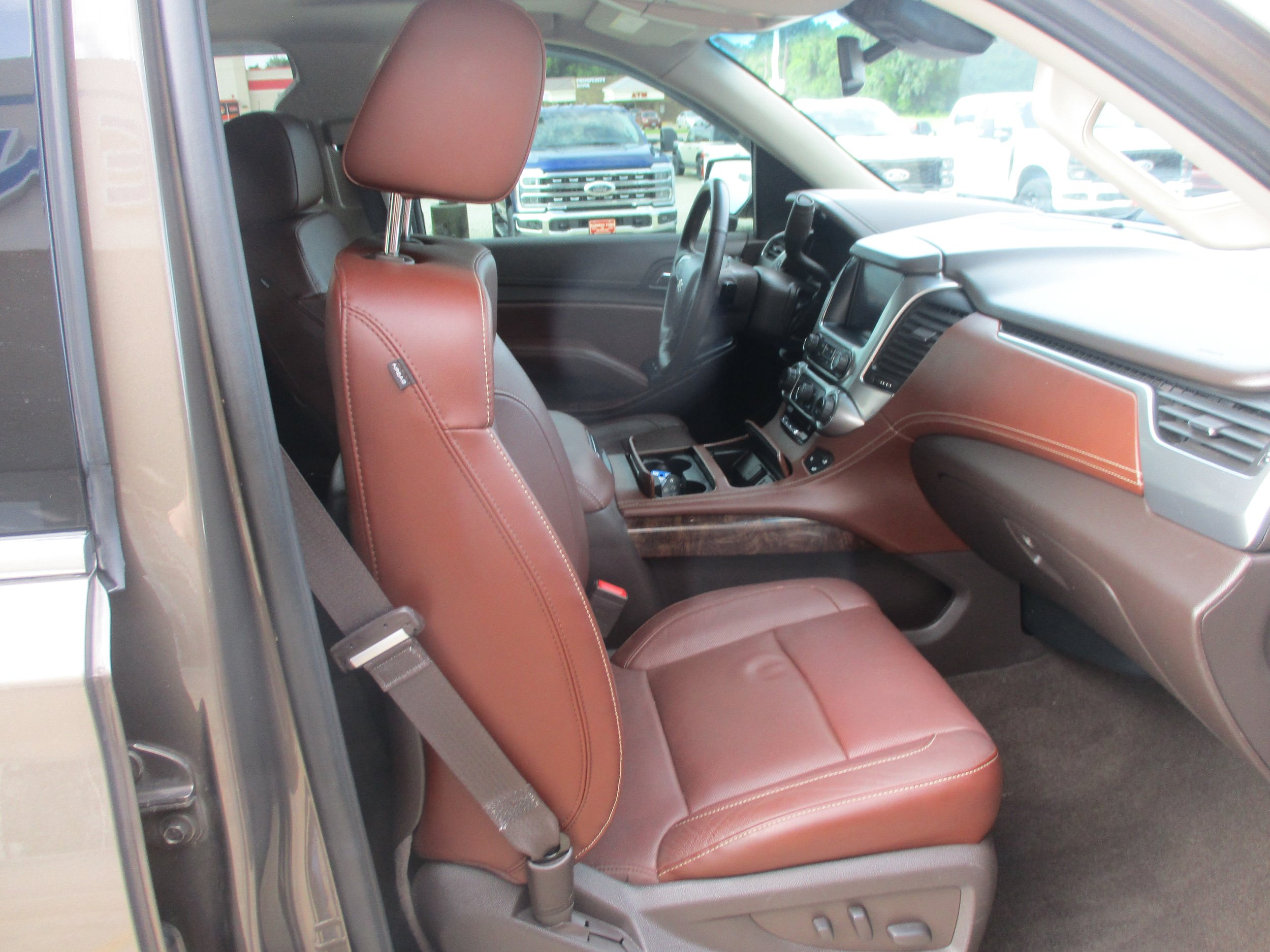 Used 2016 Chevrolet Tahoe LTZ AWD/4WD image 13