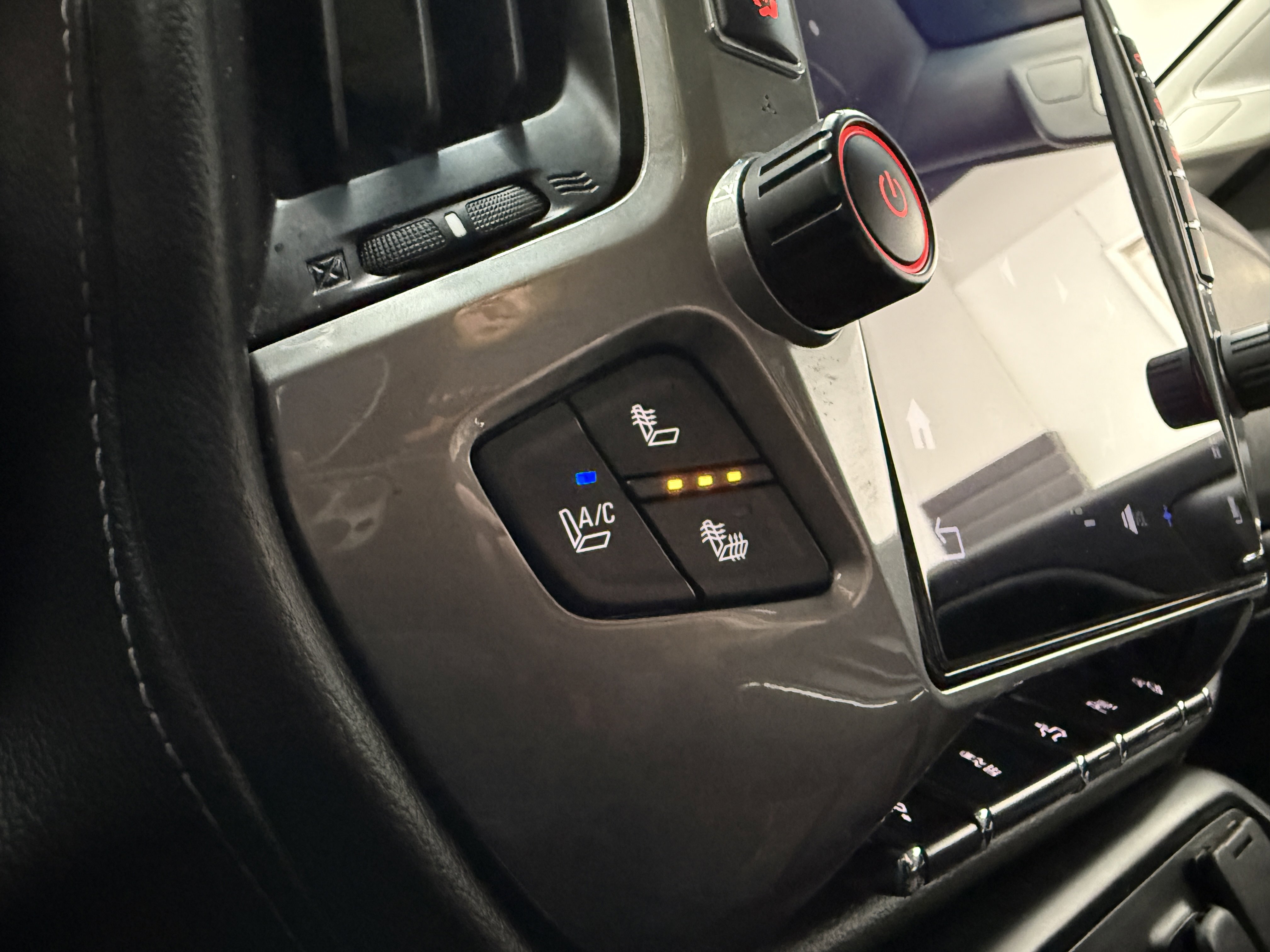 Used 2015 GMC Sierra 1500 SLT w/ SLT Crew Cab Value Package image 22