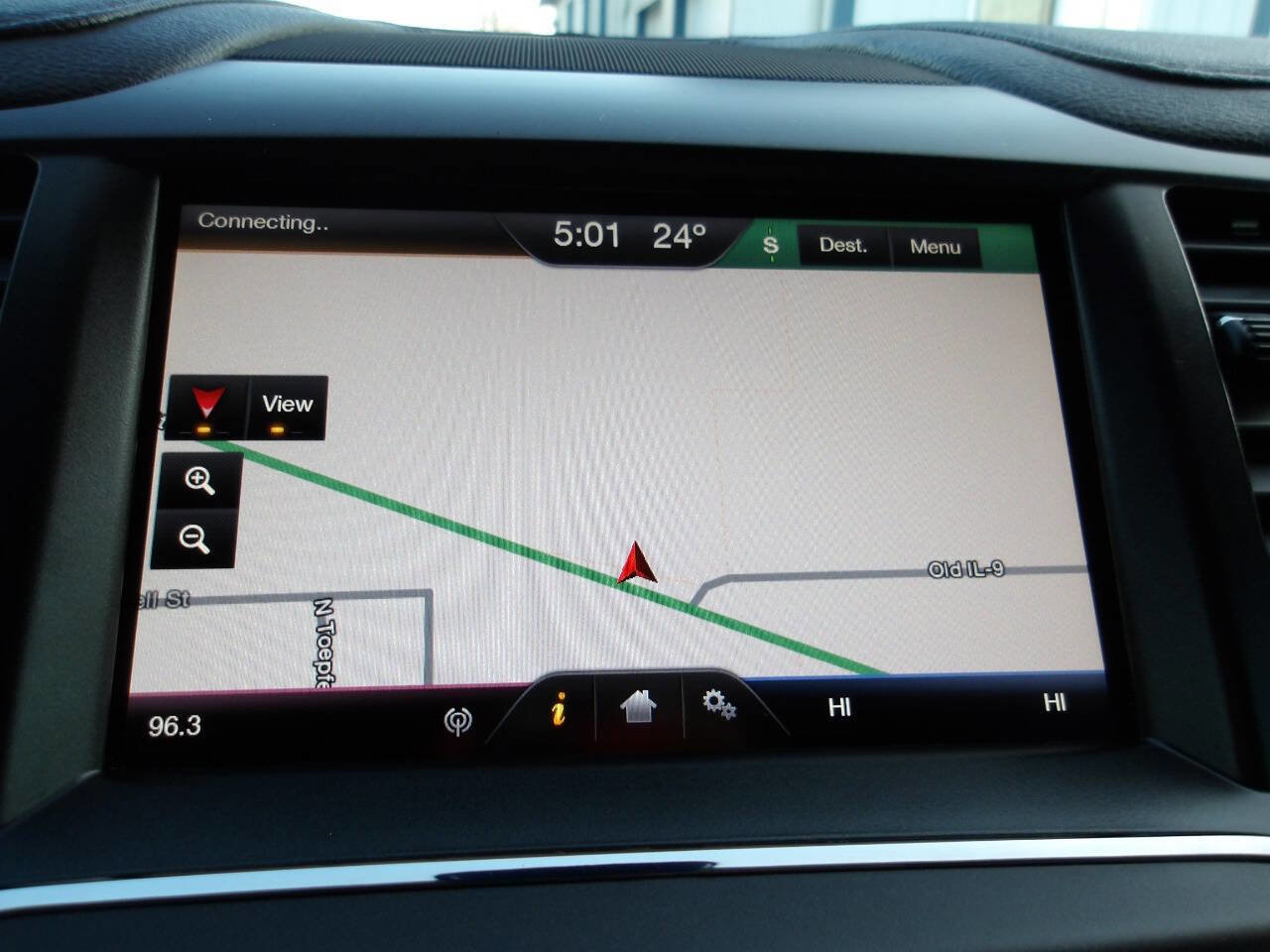 Used 2014 Lincoln MKS image 6