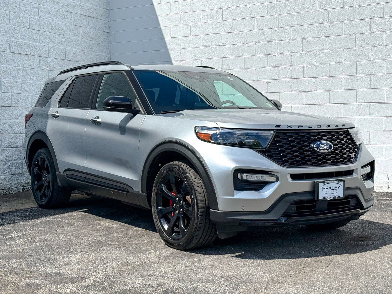 Used 2024 Ford Explorer ST w/ Equipment Group 401A AWD/4WD image 1