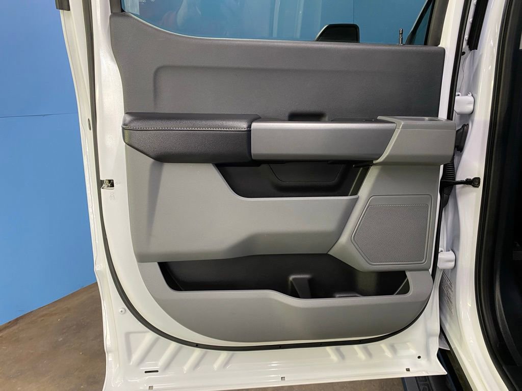 Used 2024 Ford F250 XLT image 43