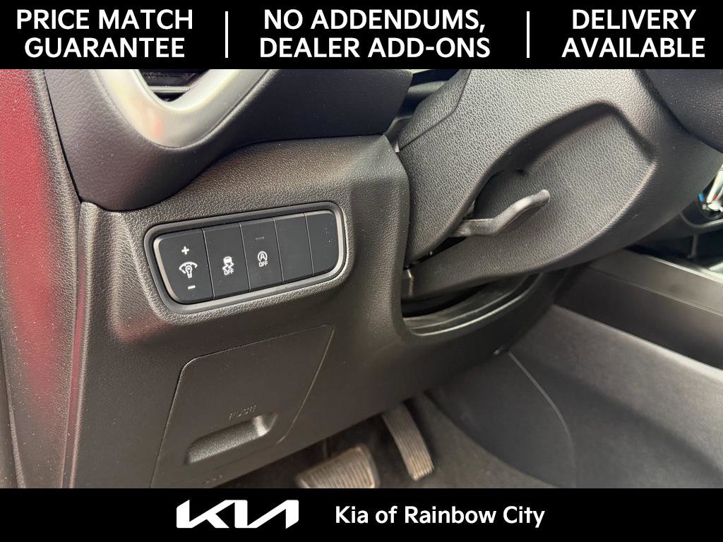 Used 2024 Kia Soul LX FWD image 13