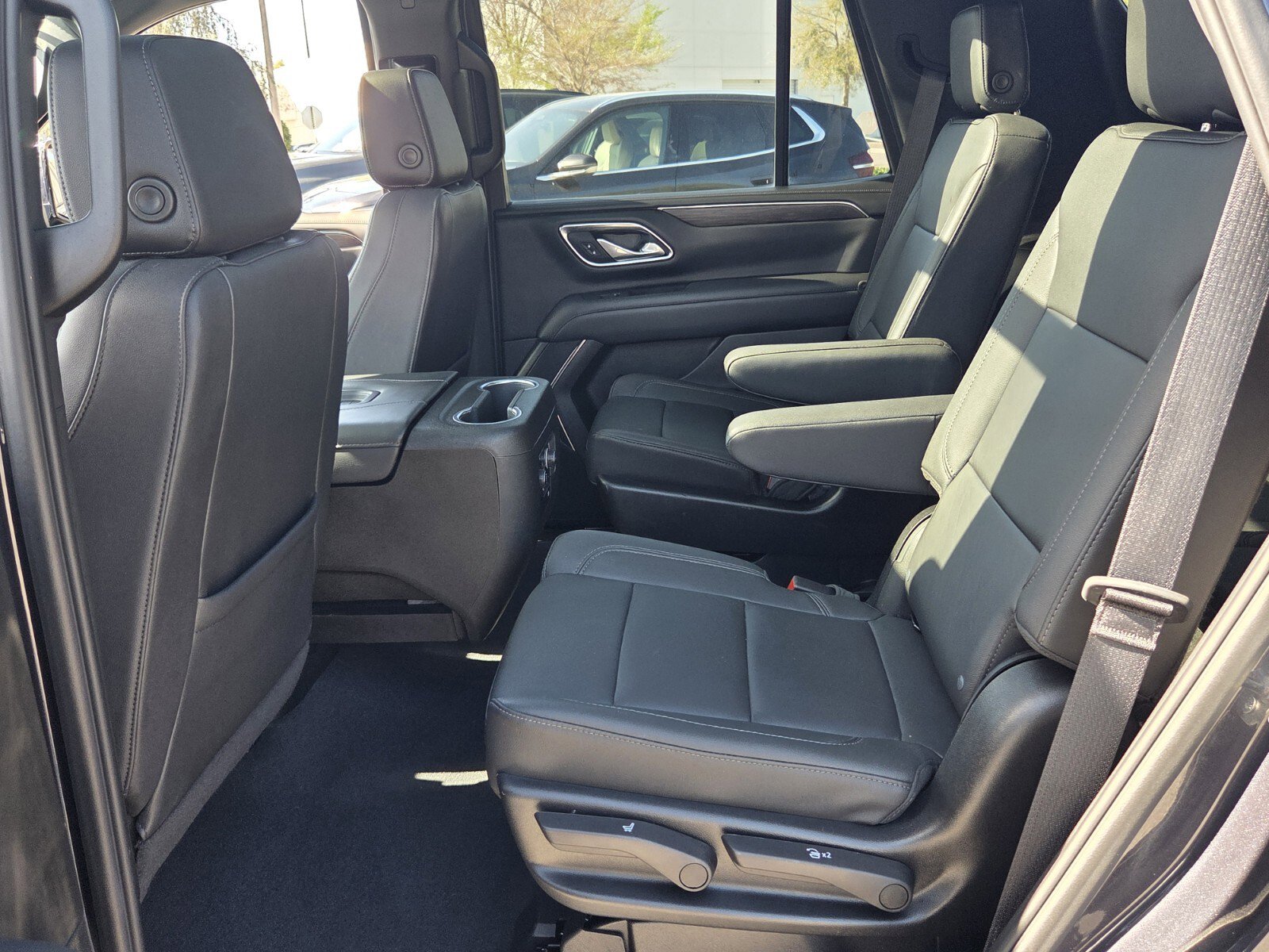 Used 2023 Chevrolet Tahoe Z71 w/ Off-Road Capability Package image 11