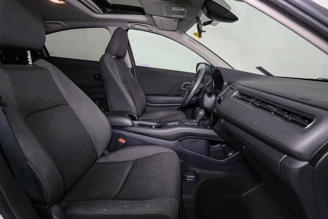 Used 2021 Honda HR-V EX image 16