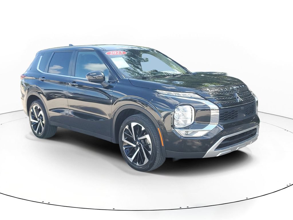 Used 2024 Mitsubishi Outlander SE FWD video 1