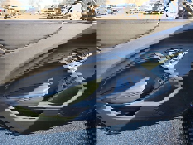 Certified 2020 Chevrolet Camaro LT w/ RS Package image 20