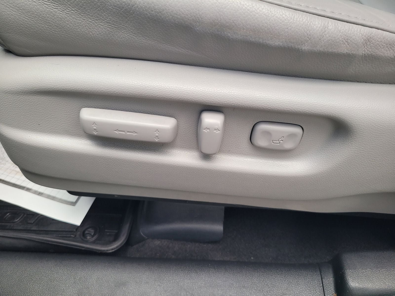 Used 2022 Honda Pilot EX-L image 12