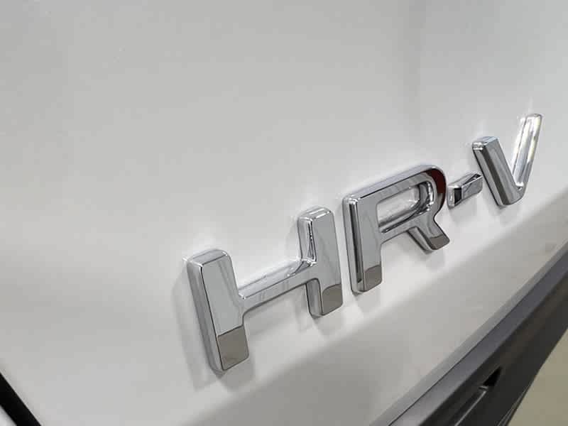 Certified 2025 Honda HR-V LX image 5