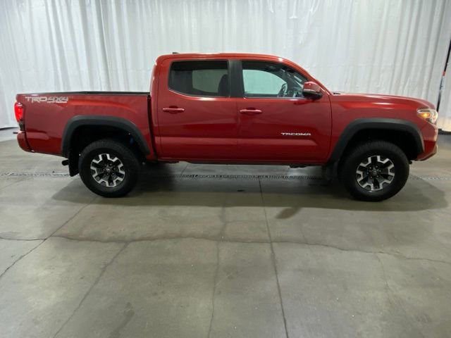 Certified 2018 Toyota Tacoma TRD Off-Road w/ Technology Package image 2