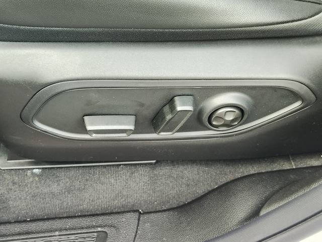 New 2026 Jeep Grand Cherokee Limited image 16