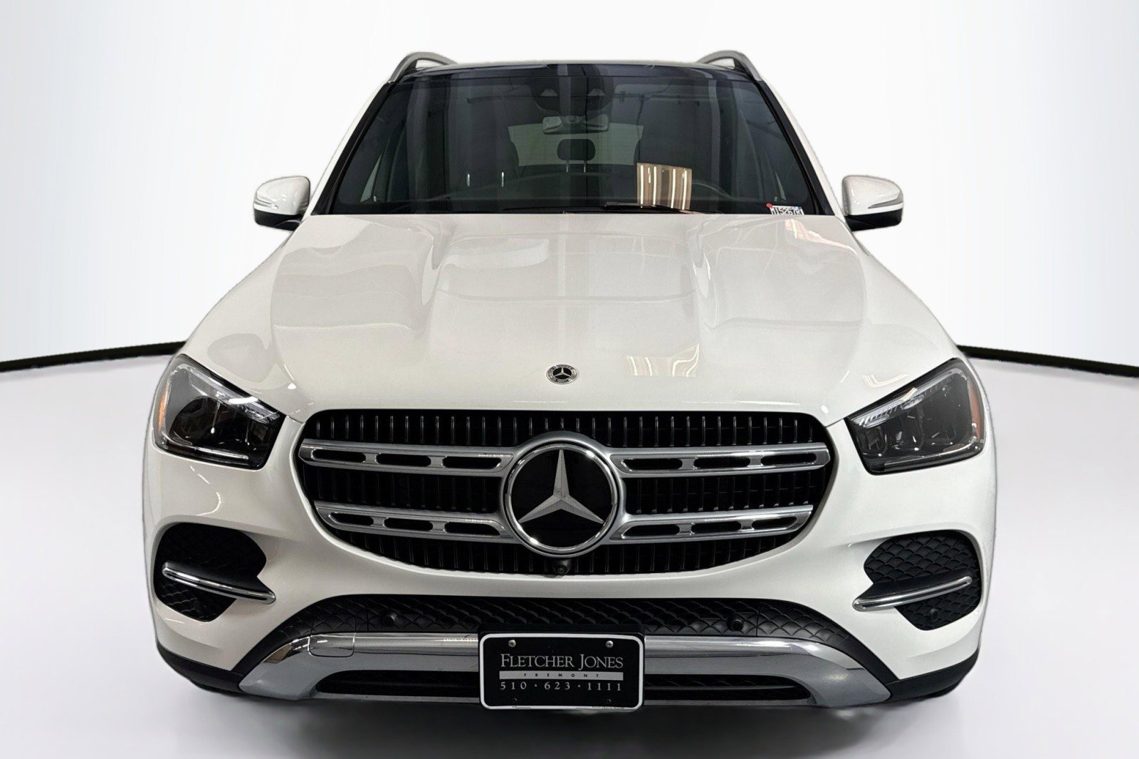 Used 2025 Mercedes-Benz GLE 350 4MATIC image 2
