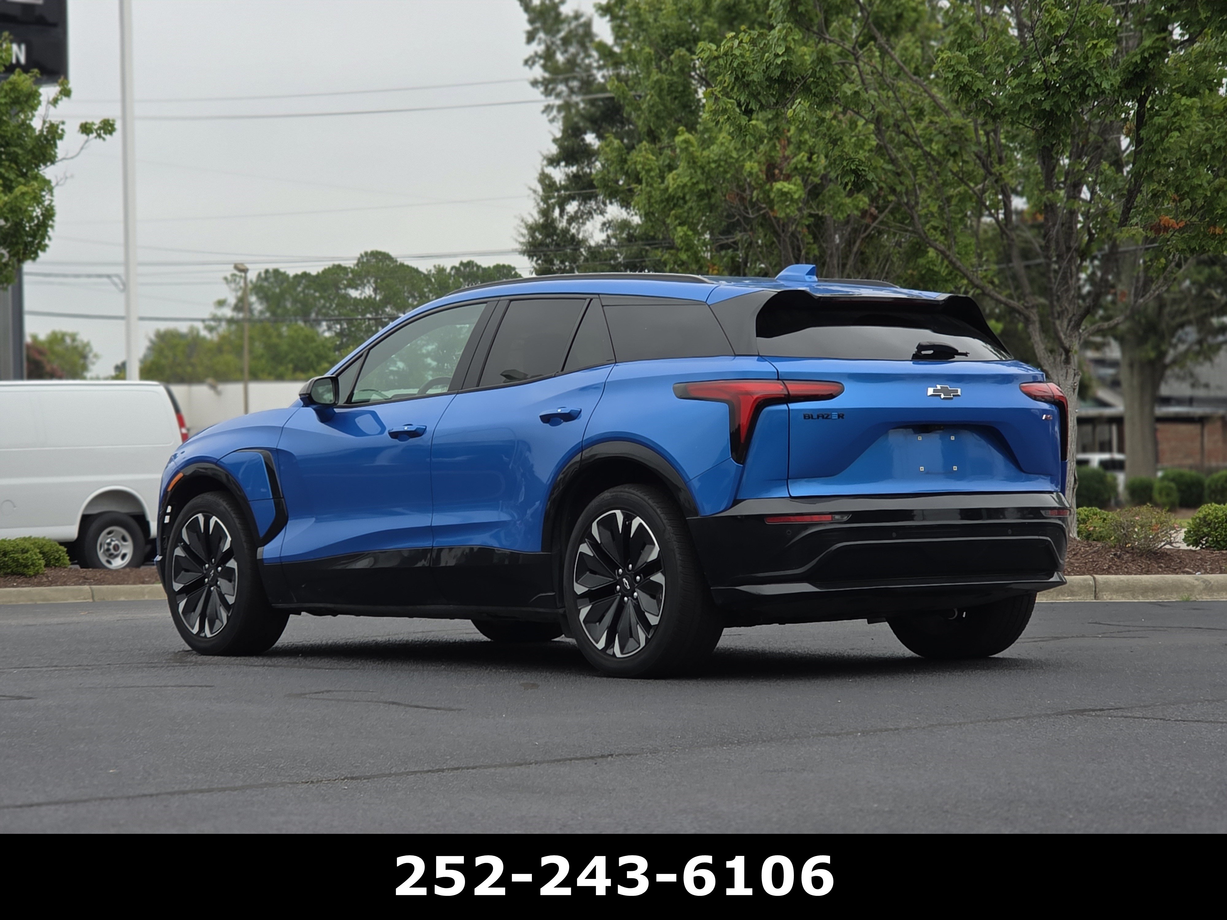 Used 2024 Chevrolet Blazer EV RS RWD image 5