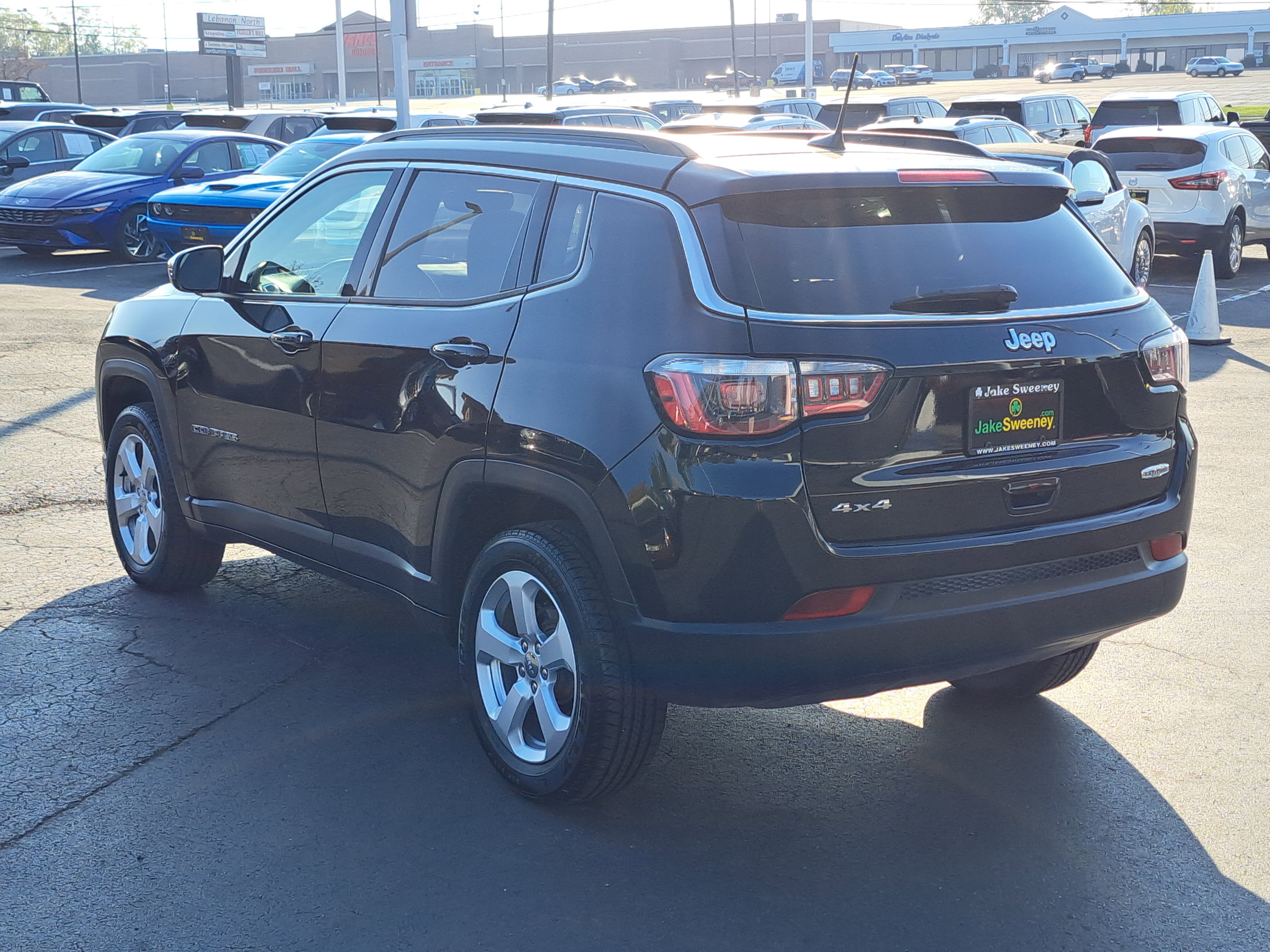 Used 2018 Jeep Compass Latitude w/ Popular Equipment Group image 3