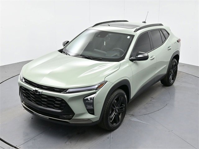 Used 2025 Chevrolet Trax ACTIV w/ Sunroof Package image 35