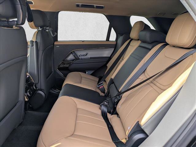 New 2026 Land Rover Range Rover Sport Dynamic SE image 16