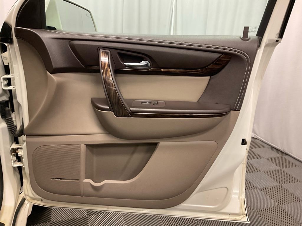 Used 2013 GMC Acadia Denali image 31