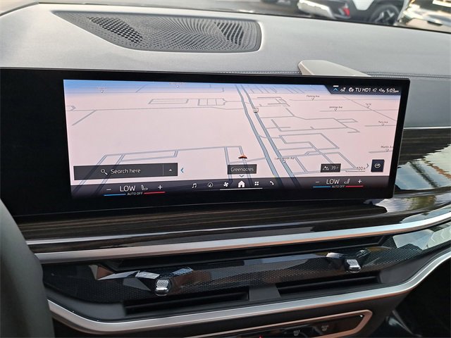 Used 2025 BMW X5 sDrive40i w/ Premium Package image 27