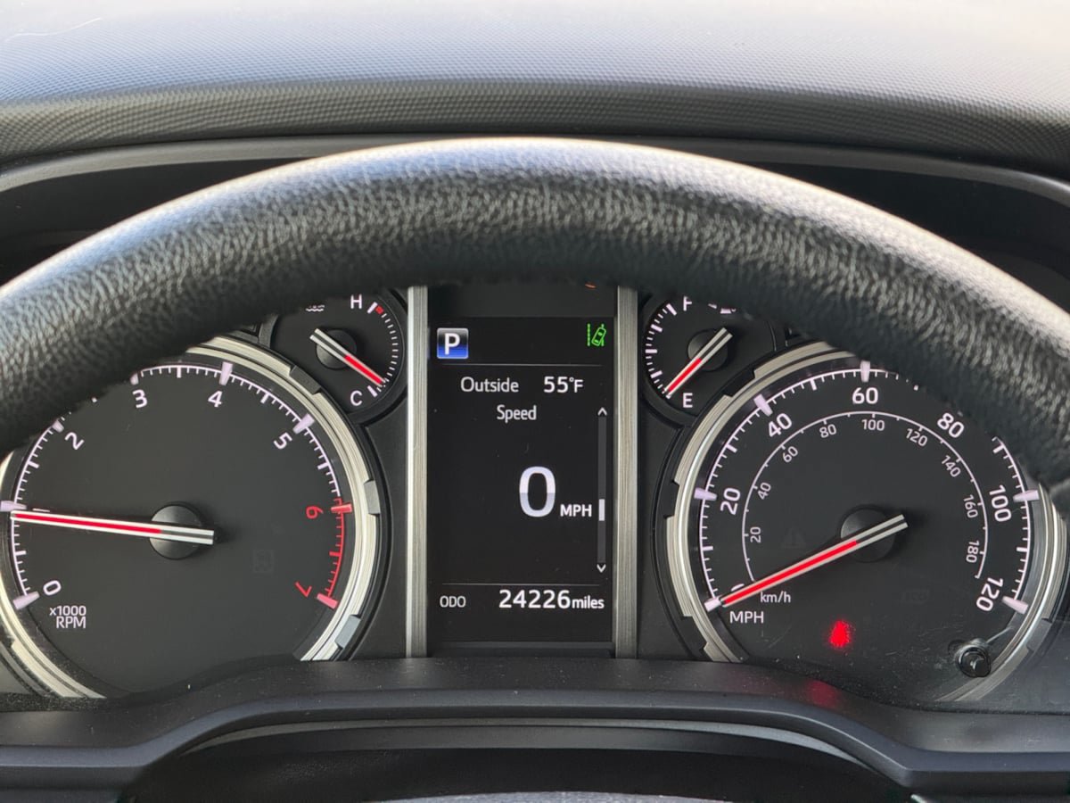 Used 2024 Toyota 4Runner TRD Off-Road Premium AWD/4WD image 10