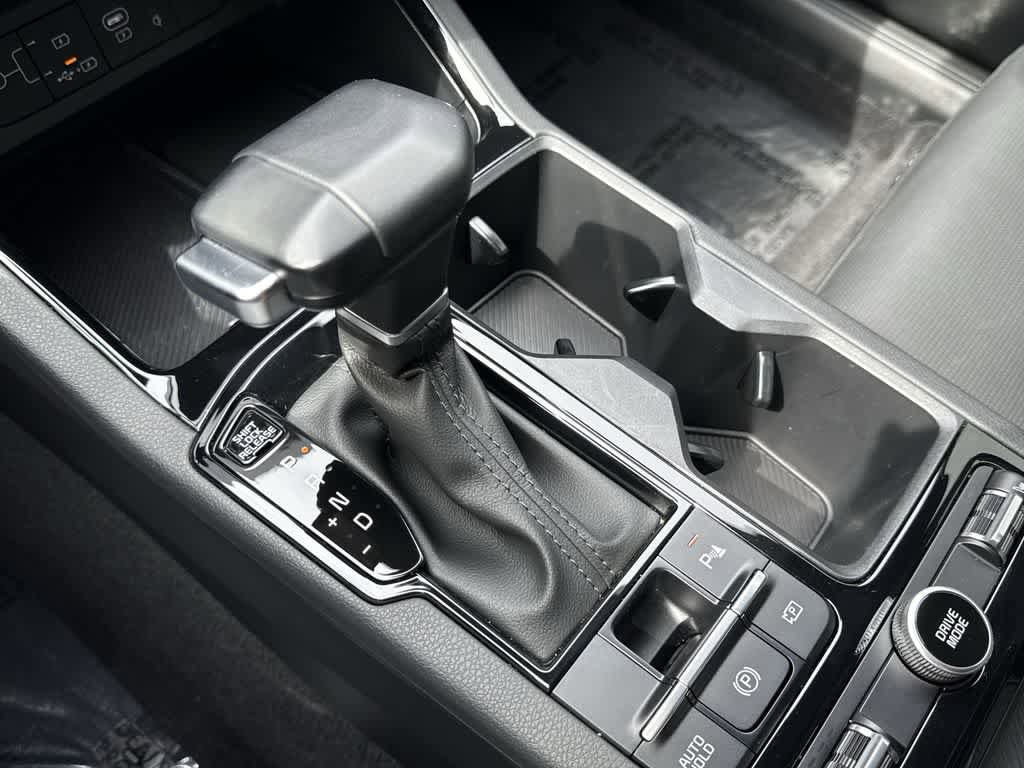 Used 2025 Kia K5 GT FWD image 21