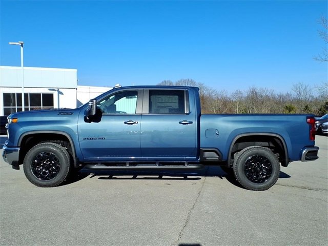 New 2026 Chevrolet Silverado 2500 LT image 3