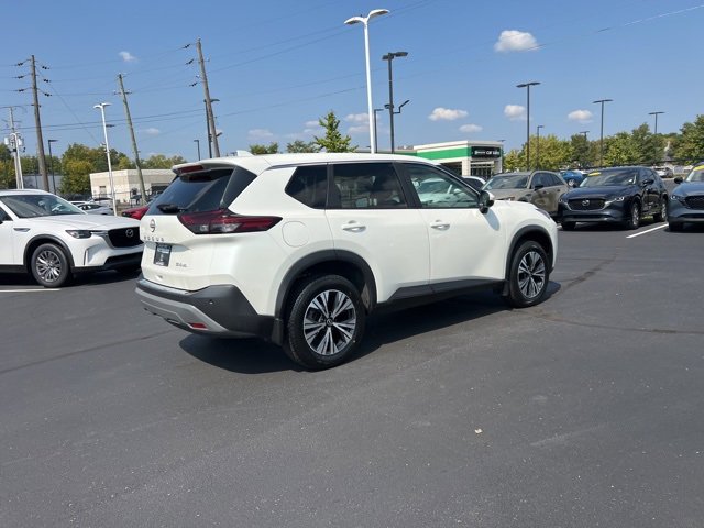 Used 2023 Nissan Rogue SV image 7