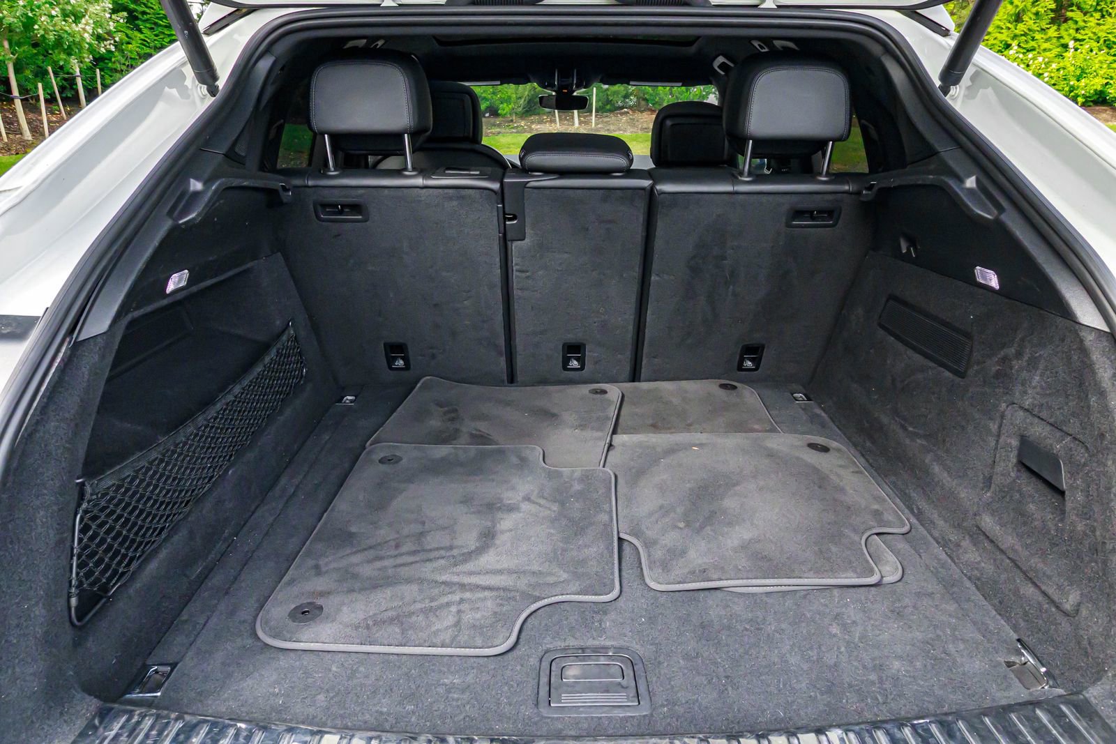 Used 2021 Porsche Cayenne Coupe image 16