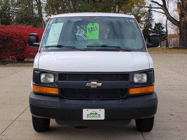 Used 2015 Chevrolet Express 2500 image 9