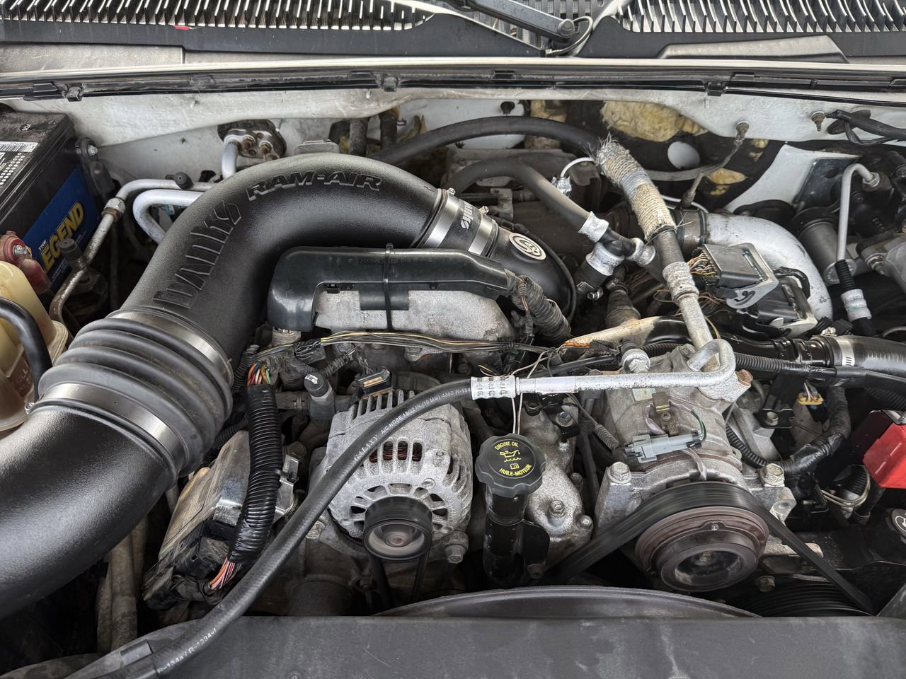 Used 2004 Chevrolet Silverado 2500 LS w/ Heavy-Duty Power Package image 24