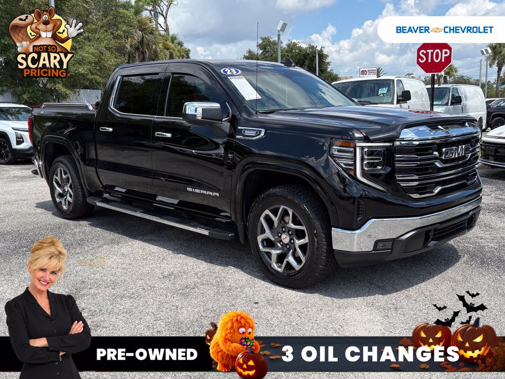 Used 2023 GMC Sierra 1500 SLT w/ SLT Premium Package AWD/4WD image 9
