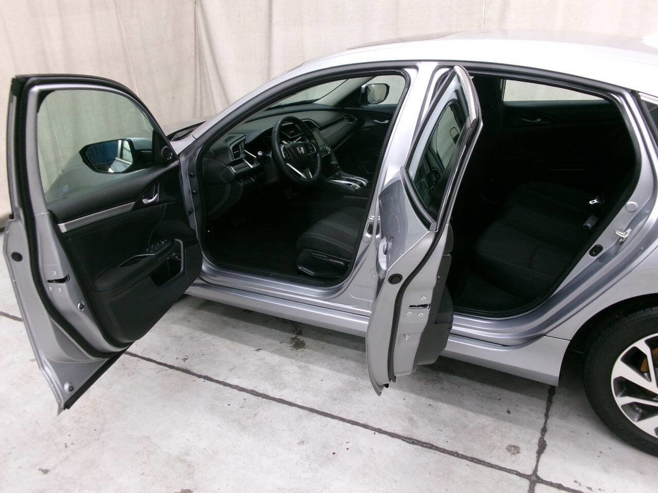 Used 2017 Honda Civic EX image 11