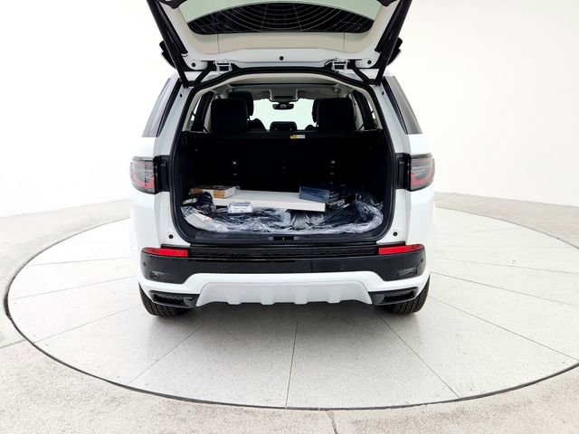 Certified 2025 Land Rover Discovery Sport S image 19