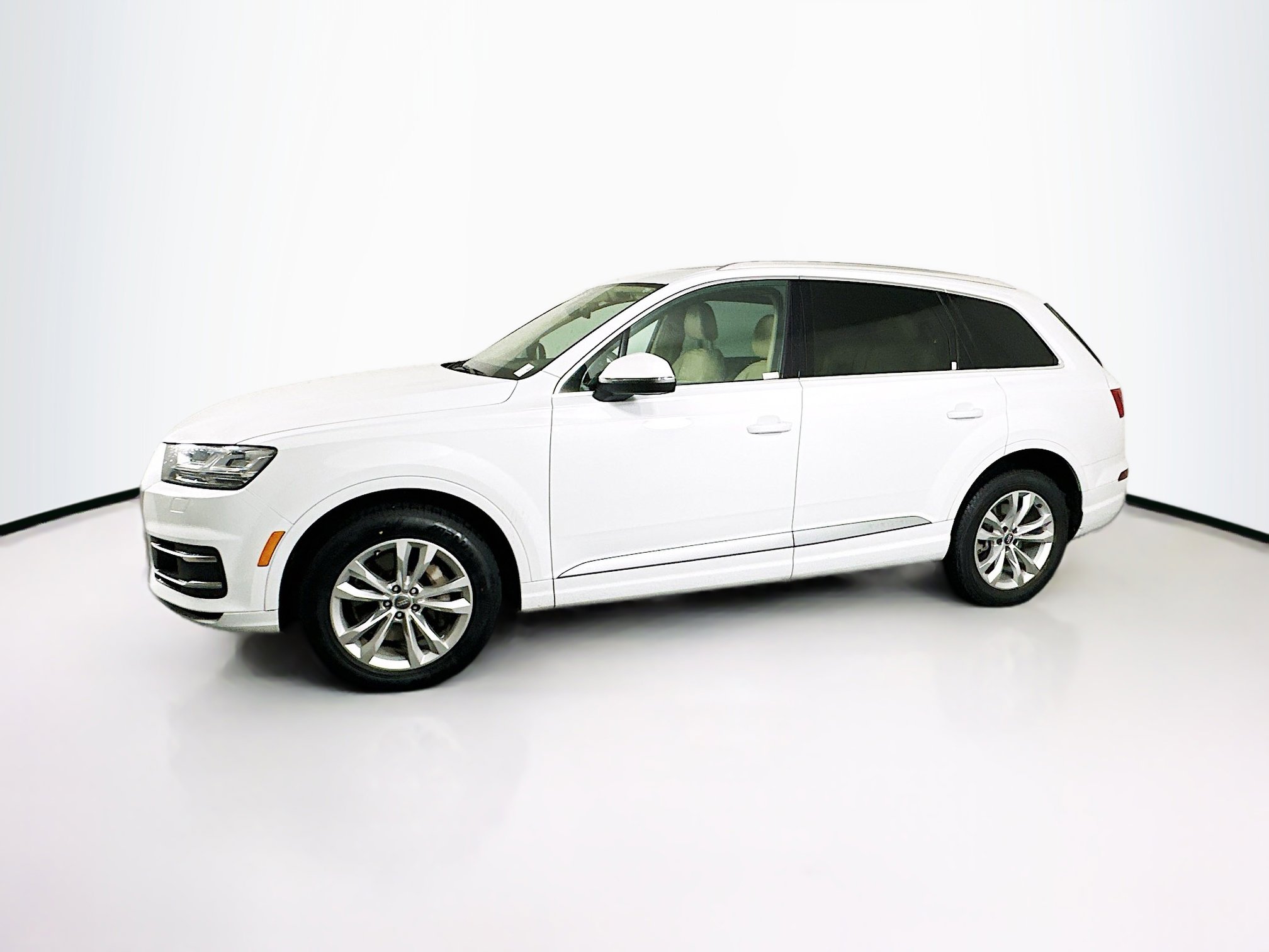 Used 2018 Audi Q7 3.0T Premium Plus AWD/4WD image 4