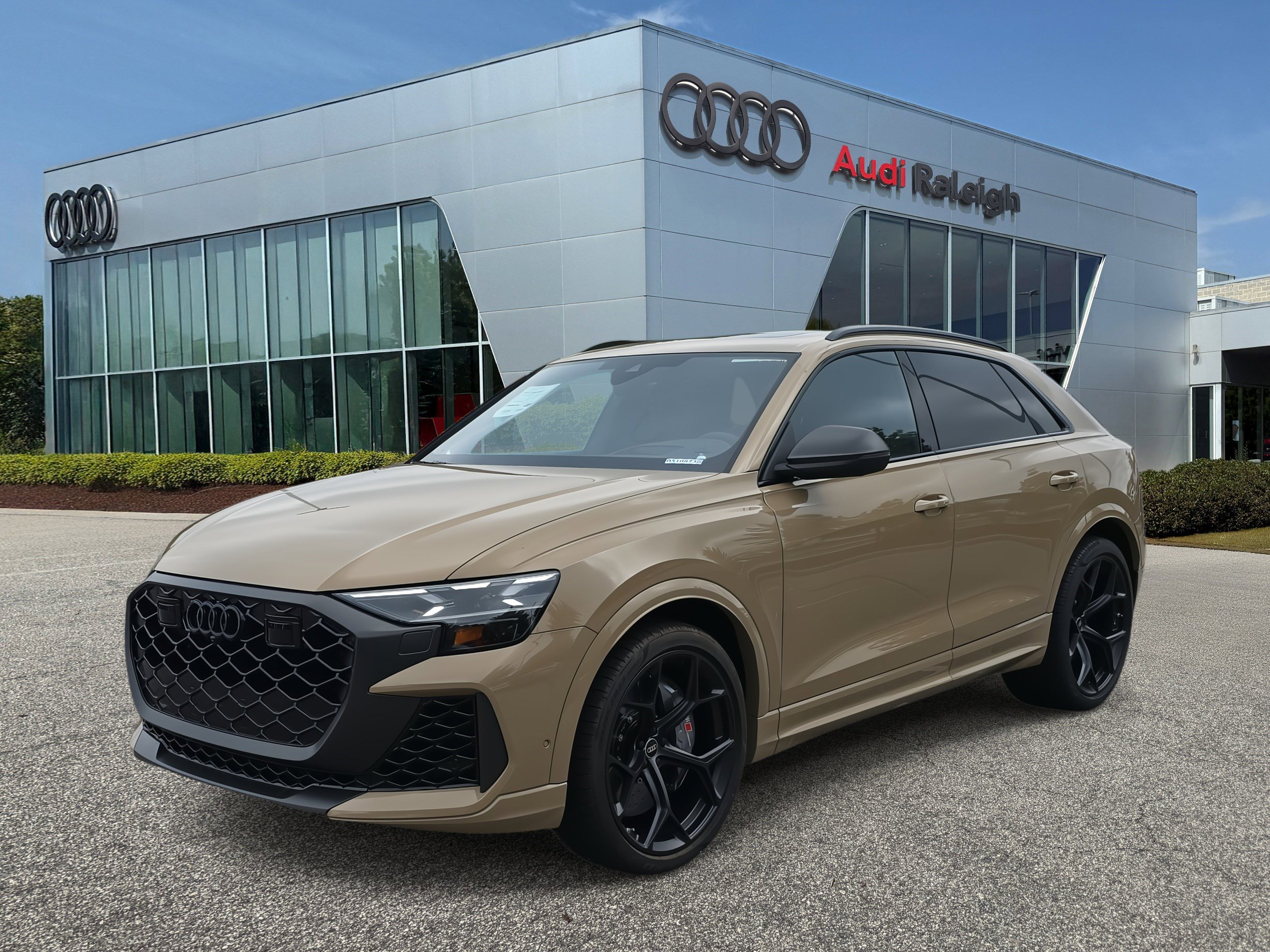 New 2025 Audi RS Q8 performance video 1
