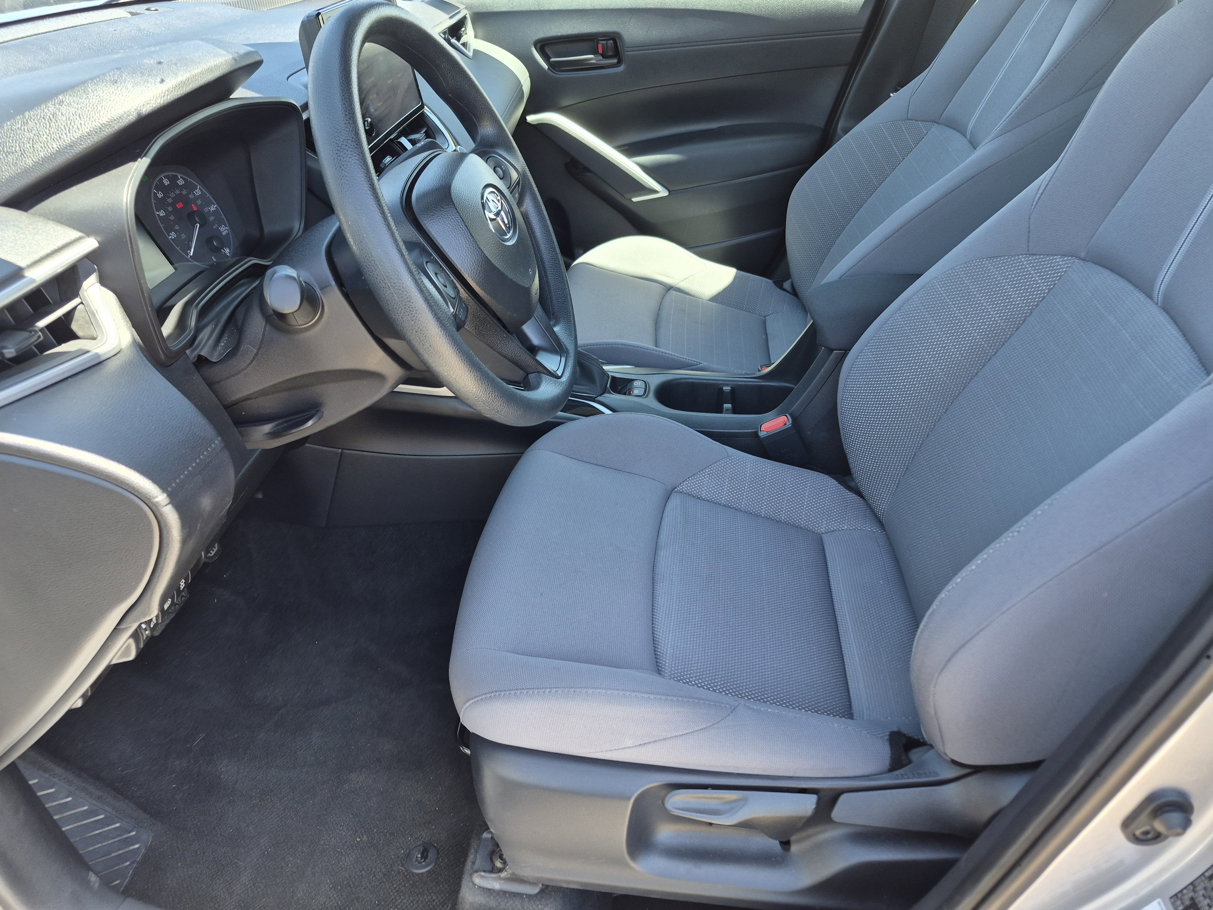 Used 2025 Toyota Corolla Cross AWD Hybrid image 16
