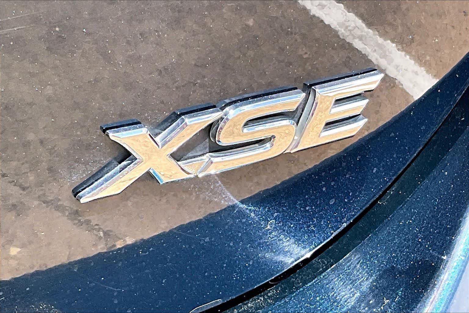 Used 2019 Toyota Camry XSE w/ 4 Season Floor Mat Package FWD image 7